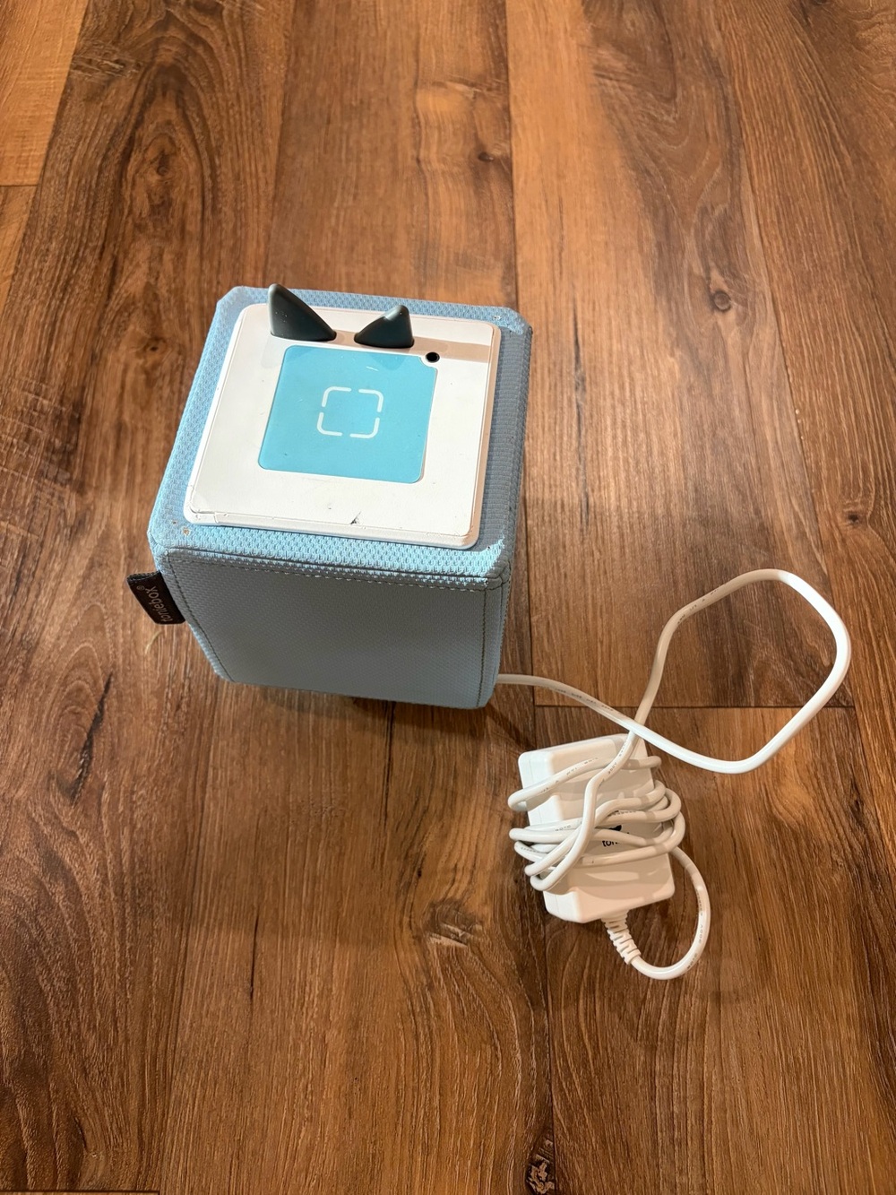 Toniebox 1 Blue Kids Audio Cube Speaker with Charger